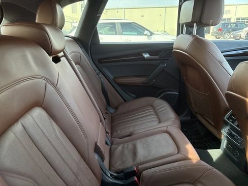 Used 2019 Audi Q5 2.0T Premium Plus w/ Premium Plus Package image 7