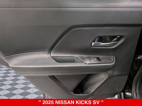 Certified 2025 Nissan Kicks SV w/ SV Premium Package AWD/4WD image 29