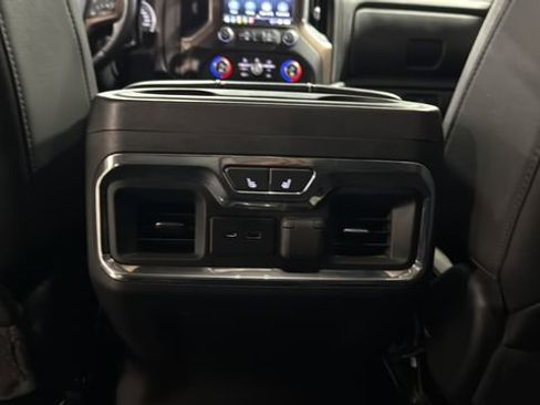 Used 2023 Chevrolet Silverado 2500 High Country image 38