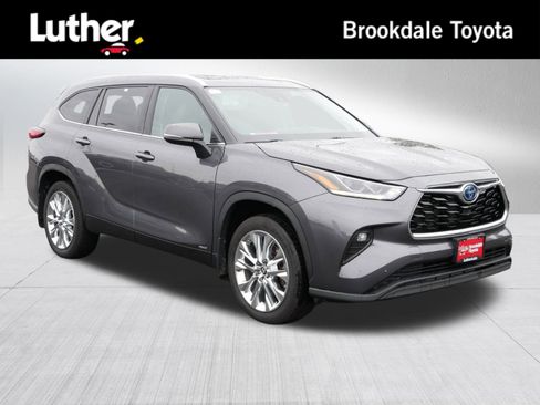 Used 2023 Toyota Highlander Limited image 1