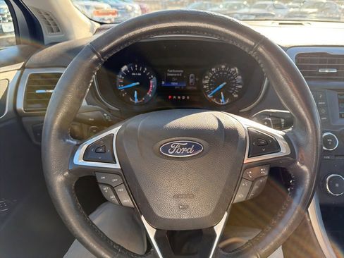 Used 2014 Ford Fusion SE w/ Equipment Group 202A image 14
