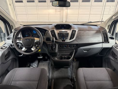 Used 2017 Ford Transit 350 XLT image 19