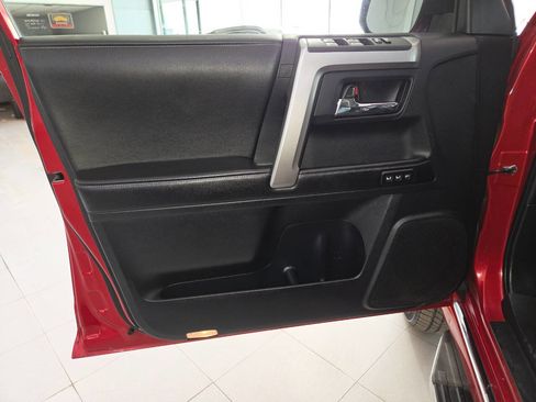 Used 2014 Toyota 4Runner Limited AWD/4WD image 13