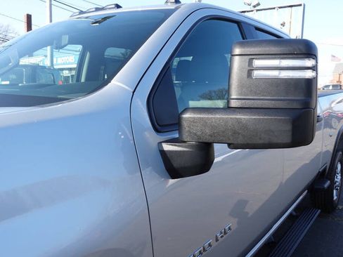 Used 2022 Chevrolet Silverado 2500 W/T w/ WT Convenience Package AWD/4WD image 8