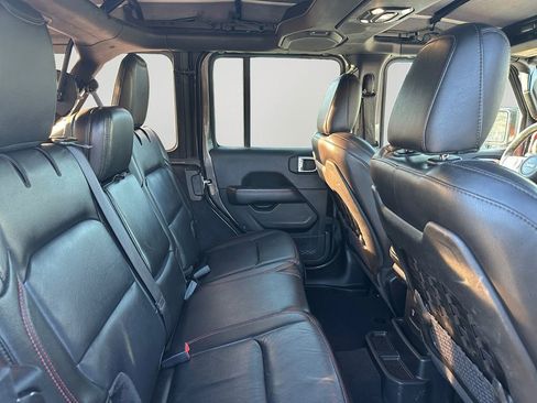 Used 2022 Jeep Wrangler Unlimited Rubicon w/ Xtreme Recon 35" Tire Package image 13