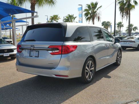 Used 2023 Honda Odyssey Touring image 10
