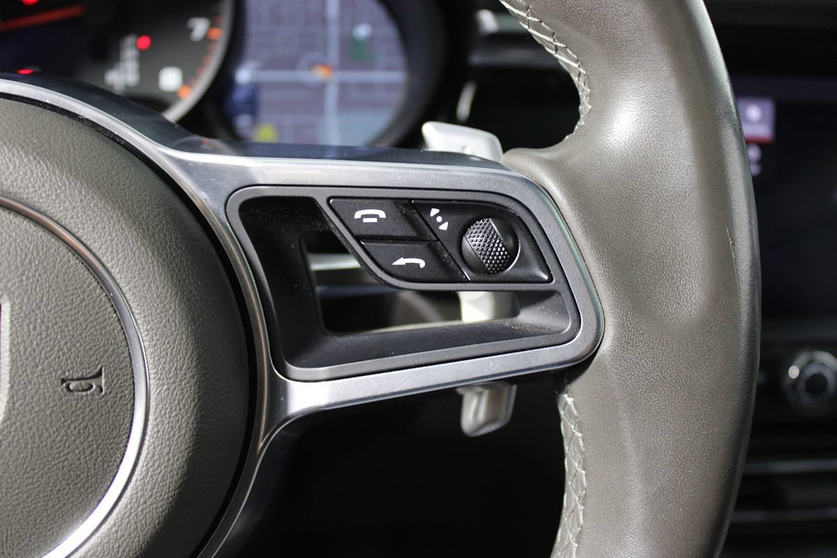 Used 2019 Porsche Macan AWD/4WD image 18