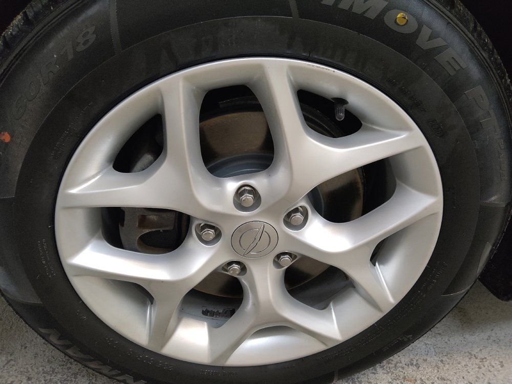 Used 2018 Chrysler Pacifica Touring-L w/ Tire & Wheel Group FWD image 31