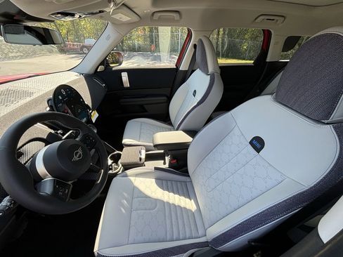 New 2025 MINI Cooper Countryman S w/ Comfort Package Max image 11