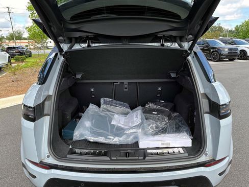 Used 2024 Land Rover Range Rover Evoque Dynamic SE image 8