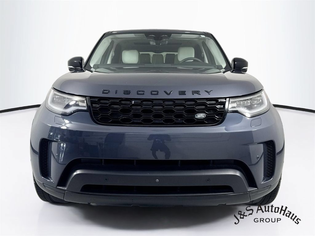 Used 2024 Land Rover Discovery S AWD/4WD image 2