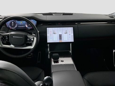 New 2025 Land Rover Range Rover Long Wheelbase SE image 20