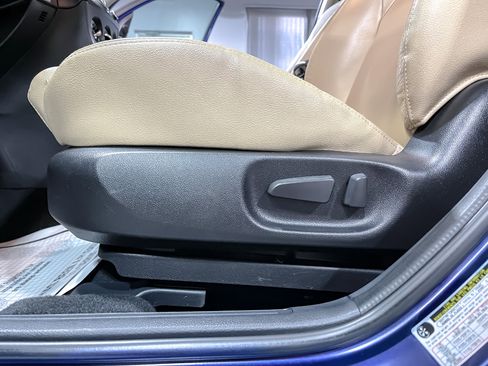 Used 2012 MAZDA MAZDA3 i Grand Touring image 18