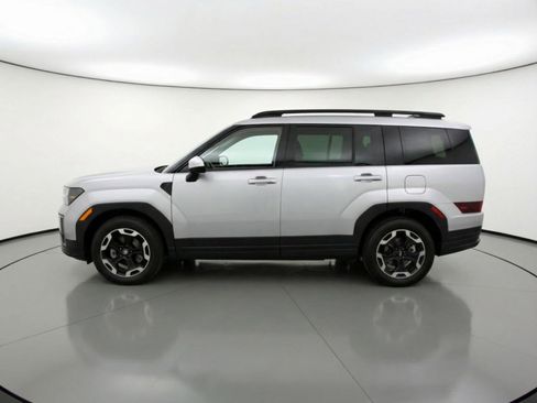 Used 2025 Hyundai Santa Fe SEL AWD/4WD image 5