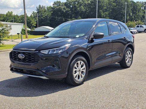 Used 2025 Ford Escape Active AWD/4WD image 1