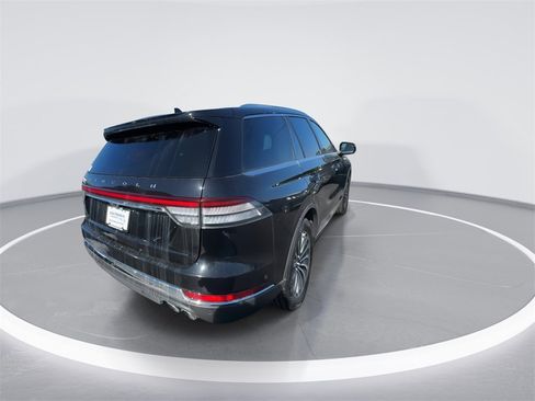Used 2024 Lincoln Aviator Reserve image 8
