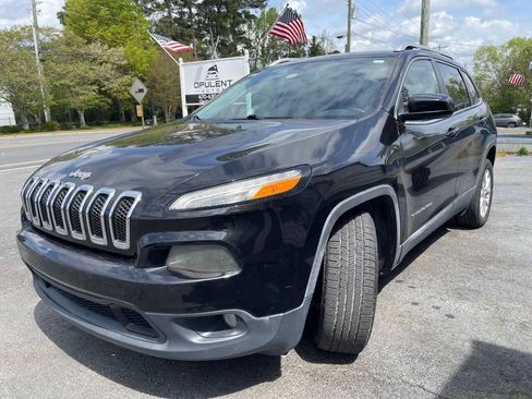 Used 2015 Jeep Cherokee Latitude image 5