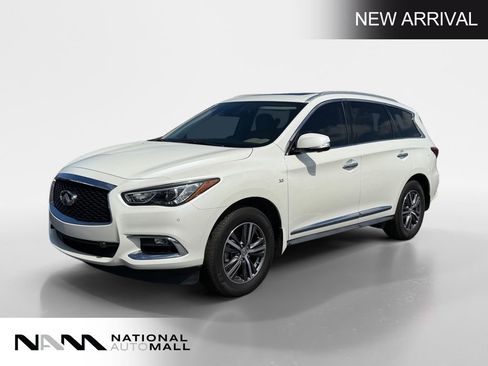 Used 2019 INFINITI QX60 Luxe w/ Essential Package FWD image 1