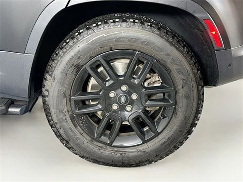 Certified 2024 Land Rover Defender 110 S image 31