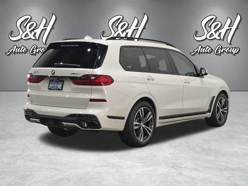 Used 2022 BMW X7 xDrive40i w/ M Sport Package AWD/4WD image 23