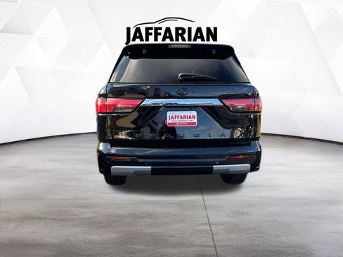 Certified 2024 Toyota Sequoia Limited image 6