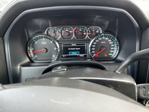 Used 2017 GMC Sierra 1500 SLE w/ SLE Value Package image 12