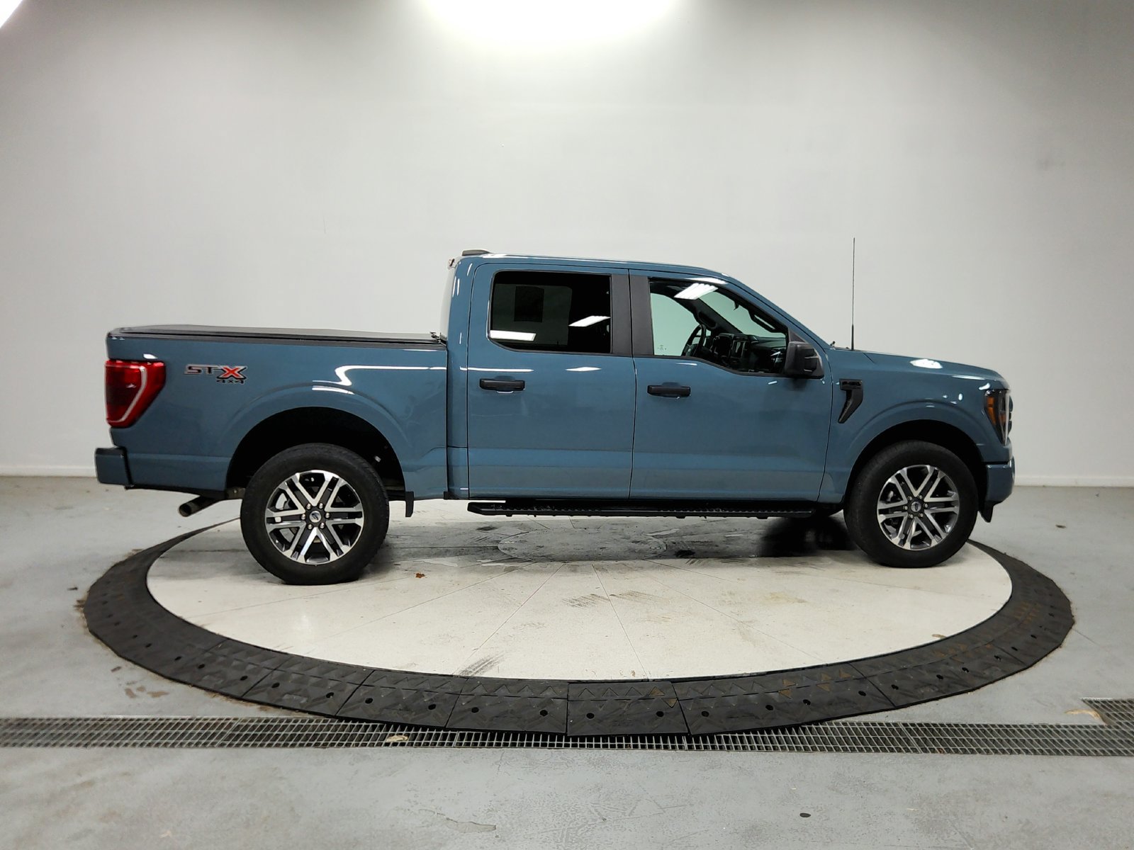 Used 2023 Ford F150 XL w/ STX Appearance Package AWD/4WD image 9