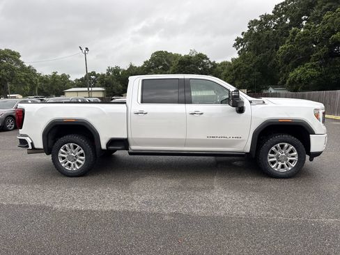 Used 2023 GMC Sierra 2500 Denali w/ Denali Ultimate Package AWD/4WD image 6