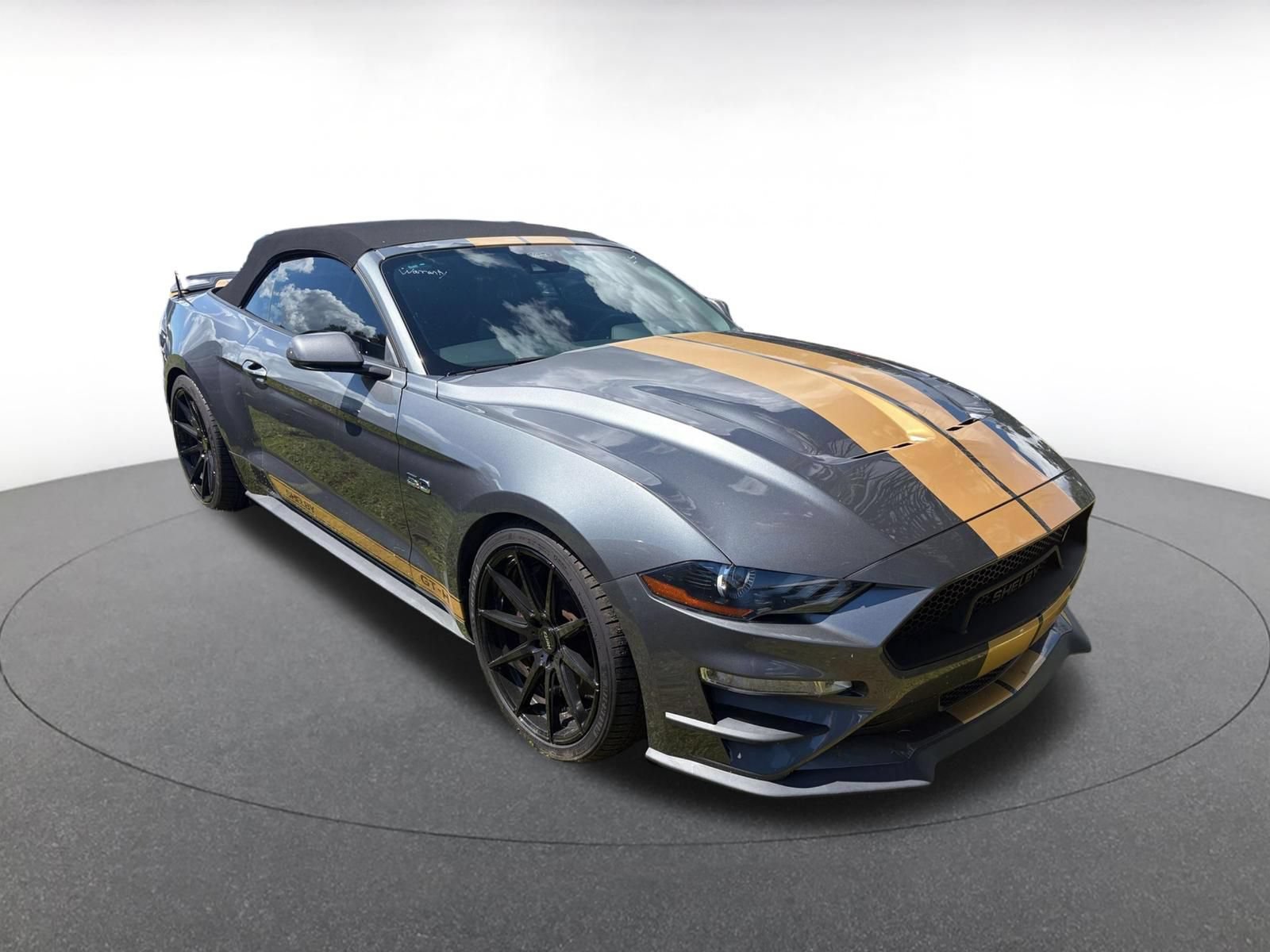 Used 2022 Ford Mustang GT Premium w/ GT Performance Package RWD image 2