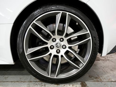 Used 2024 Jaguar F-TYPE R-Dynamic RWD image 30