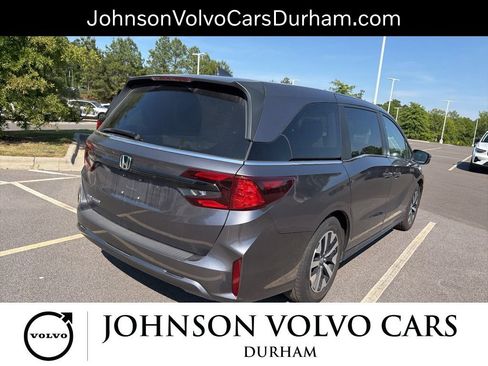 Used 2025 Honda Odyssey EX-L image 13