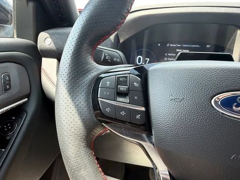 Used 2025 Ford Explorer ST-Line AWD/4WD image 16