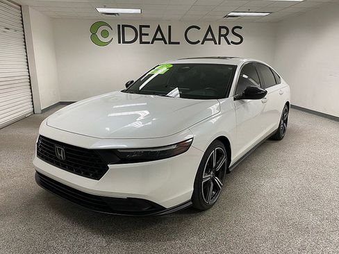 Used 2024 Honda Accord Sport image 1