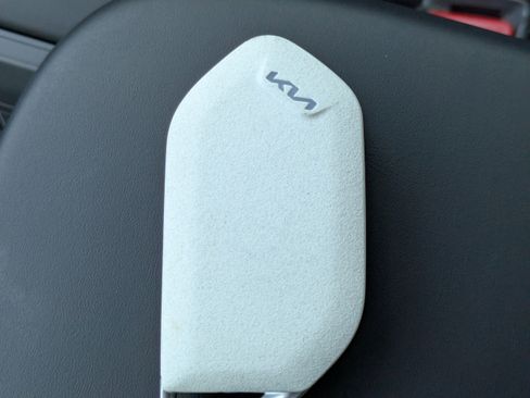 Certified 2025 Kia EV9 GT-Line image 40