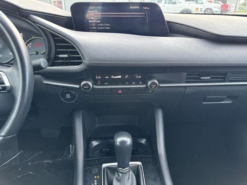 Used 2025 MAZDA MAZDA3 s FWD image 13