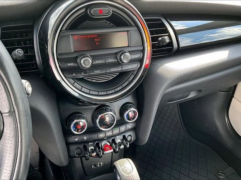 Used 2015 MINI Cooper S FWD image 10