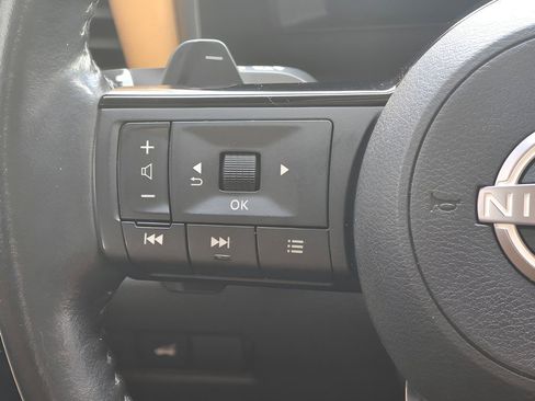 Used 2023 Nissan Rogue Platinum w/ Platinum Premium Package image 46