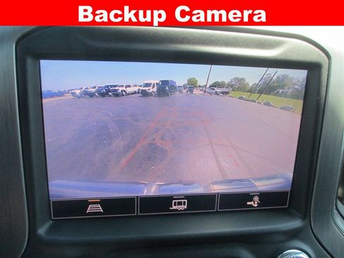Used 2022 GMC Sierra 1500 Denali w/ Driver Alert Package II AWD/4WD image 18