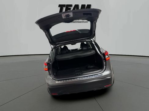 Used 2022 Nissan Rogue Sport SL image 6