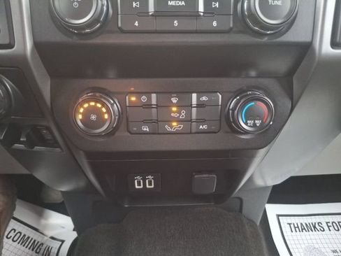 Used 2020 Ford F150 XLT w/ Heavy-Duty Payload Package image 21