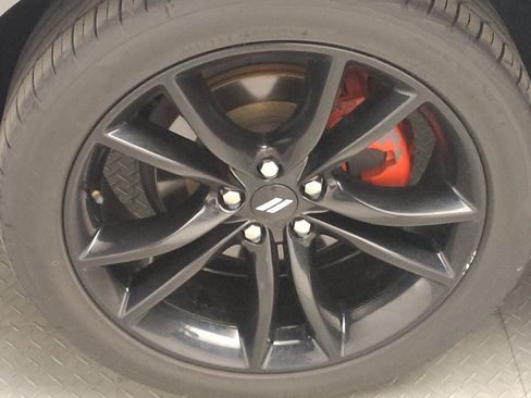Used 2018 Dodge Challenger SXT w/ Blacktop Package RWD image 31
