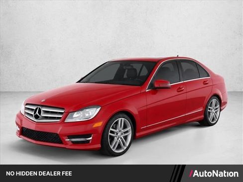 Used 2013 Mercedes-Benz C 250 Sedan image 1