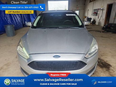 Used 2015 Ford Focus SE FWD image 7