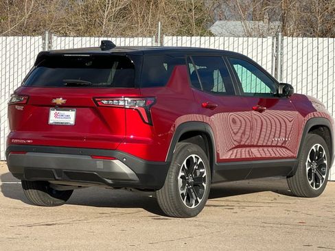 New 2026 Chevrolet Equinox LT w/ Convenience Package II AWD/4WD image 4