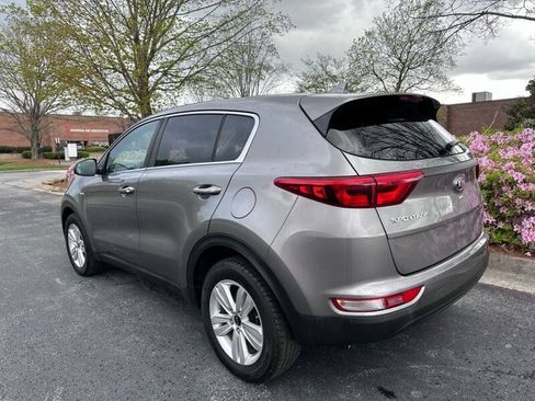 Used 2017 Kia Sportage LX AWD/4WD image 5