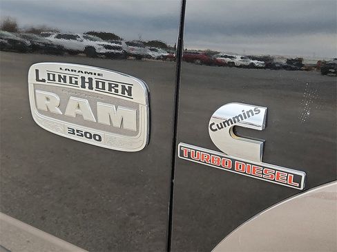 Used 2017 RAM 3500 Laramie Longhorn image 6