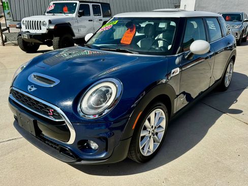Used 2017 MINI Cooper Clubman S image 3