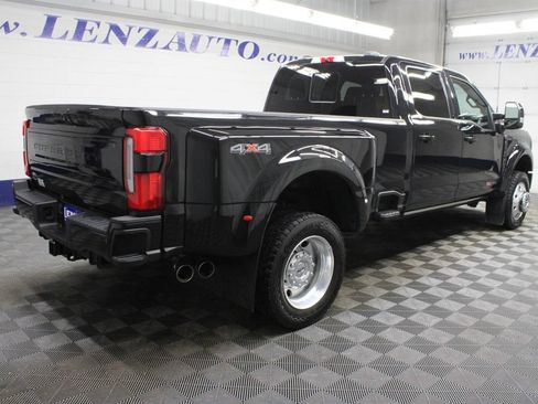 Used 2025 Ford F450 Platinum AWD/4WD image 6