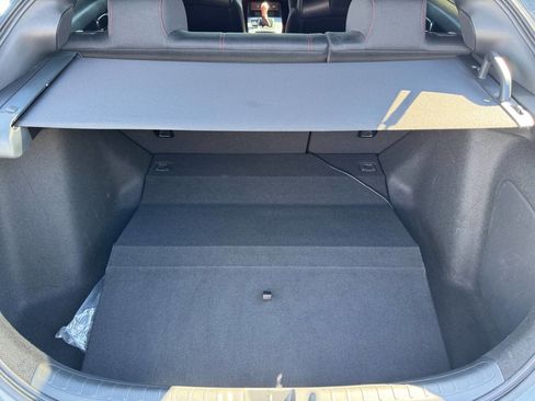 Used 2023 Honda Civic Type R image 8