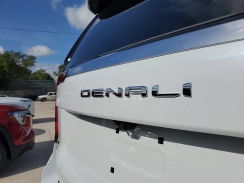 New 2026 GMC Yukon Denali RWD image 9